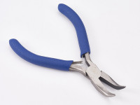 Тонкогубцы 30 утконосы изогнутые без бороздок 125мм с синими ручками (инструменты для бижутерии)