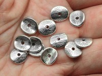 (СКИДКИ!!!) Рондели 048 волнистые 9,5*8,5*2,3мм античное серебро (литьё) (10шт.)