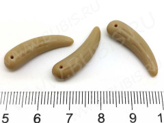 Подвеска Клык 01 3D с полосками 25*6,5*6мм матовый т.бежевый непрозрачный (Чешское стекло)