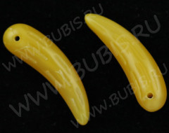 Подвеска Клык 01 3D с полосками 25*6,5*6мм т.жёлтый перламутровый полупрозрачный (Чешское стекло)