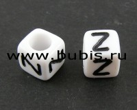 Бусина кубик 6*6мм с буквой "Z" бело-чёрный непрозрачный (акрил)