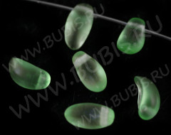 Подвеска Лепесток 07 матовый 9*5*4,5мм св.зелёный полупрозрачный (стекло) (10шт.)