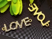 240 Коннектор вставка для браслетов "LOVE" 36*11*4мм золотисто-прозрачная (сплав и стекло)
