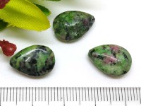 Бусина каменная Капля 19 15*10*5мм Цоизит (рубин в цоизите) (камни)