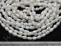 (ОПТ) Бусина Жемчуг 18 пресноводный овальный 3-4,5*3-3,5мм натуральный (камни) (нить 35-37см)