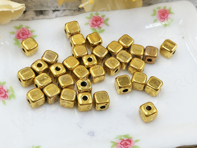 Бусина 103 Кубик маленький 4*4*4мм античное золото (литьё) (10шт.)