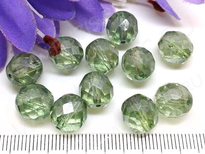 Округлая гранёная бусина 10мм бл.зелёная с прозрачным бензином прозрачная (Чешское стекло)