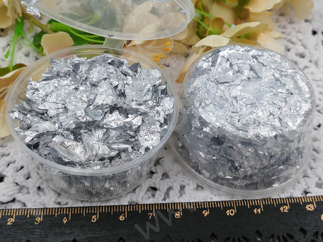 Наполнение для смолы и бутылочек 120 Поталь фольга серебристая в контейнере 6*6*3см (декор)