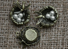 Подвеска Гнездо 01 3D с птичкой и яичками 24,5*23,5*8мм античная бронза (литьё)