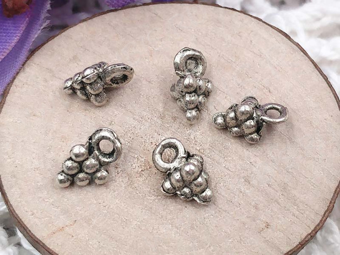 (СКИДКИ!!!) Подвеска Виноградик 03 3D 8*5*5мм античное серебро (литьё) (10шт.)