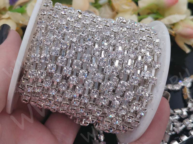 Цепочка C29 стразовая лента 3,5*3,5мм серебристая (Brass) (50см)