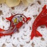 Подвеска Дельфинчик 02 38*20*3,5мм красный (Lampwork) Купить Подвеска Дельфинчик 02 38*20*3,5мм красный (Lampwork) с доставкой по России