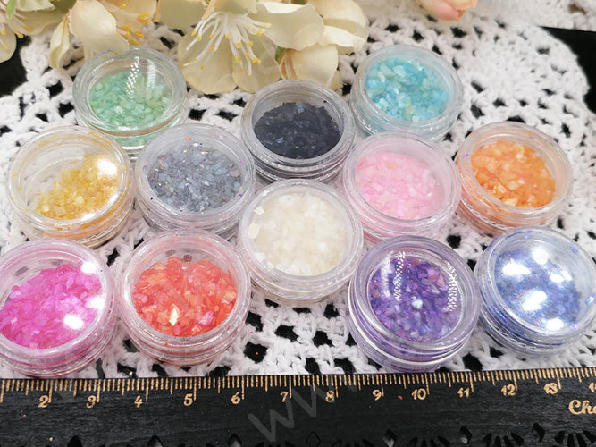 Наполнение для смолы и бутылочек 085 чешуйки перламутра МИКС в контейнерах (декор) (12шт)