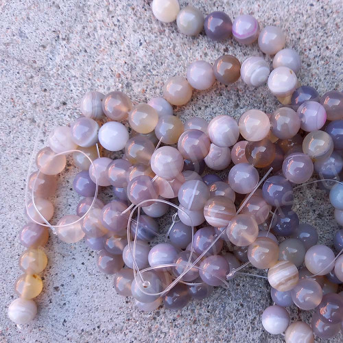 (ОПТ) Бусина округлая ГЛАДКАЯ 10мм Агат Мадагаскарский серый молочный (камни) (НИТЬ)