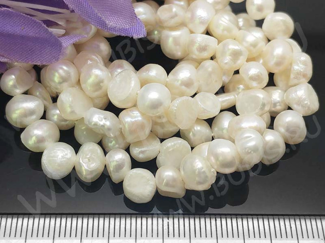 (ОПТ) Бусина Жемчуг 25 речной фриформ 6-7мм натуральный (камни) (нить 35-37см)