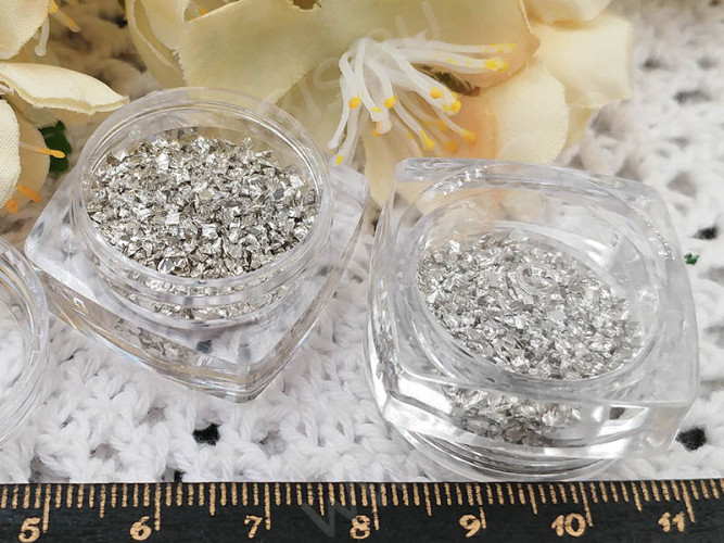 Наполнение для смолы и бутылочек 122 Крошки стеклянные Bubis Crafts 1-3мм серебристые в контейнере (декор)