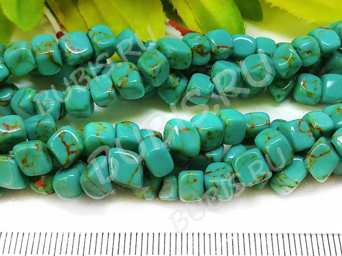Крошка (галтовка) "Кубики" 4-6мм Говлит бирюзовый (камни) (нить без замка прим.50-55см)