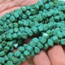 Купить Крошка (галтовка) "Кубики" 4-6мм Говлит бирюзовый (камни) (нить без замка прим.50-55см) с доставкой по России