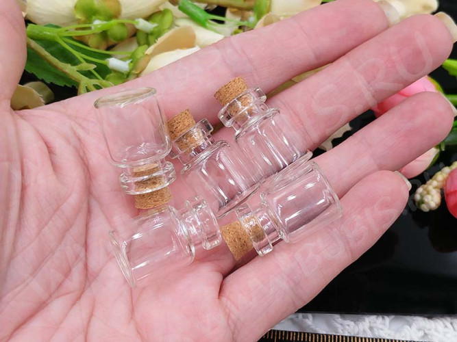 Бутылочка 21 с пробкой 2мл 27*15*15мм прозрачная (стекло)