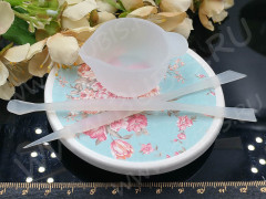 Комплект для работы со смолой 03 силиконовый стаканчик 4*2,5см + силиконовые палочки 12см полупрозрачные (инструменты для бижутерии)