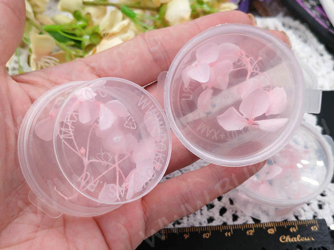 Сухие цветы 27 Гортензия 20мм стабилизированная розовая в коробочке (натуральные цветы)