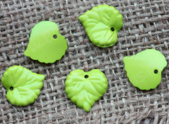 (СКИДКИ!!!) Подвеска акриловый Листик 02 16*15*2,7мм салатовый непрозрачный (акрил) (50шт.)