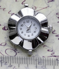 Заготовка для часов 010 Цветочек 30*25*7,7мм цвет платины+белый (часы)