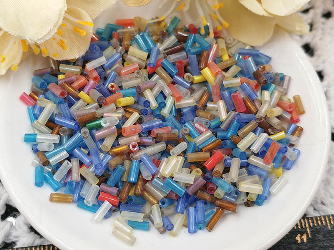 Бисер для проставок 11 стеклярус 3-5*1,8-2мм МИКС полупрозрачный (стекло) (20г)