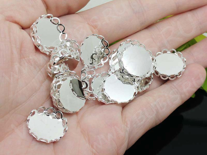 (СКИДКИ!!!) Подвеска-сеттинг Круг 33 коннектор (сеттинг 15мм) 16,5*16,5*2,85мм серебристый (Brass) (10шт.)