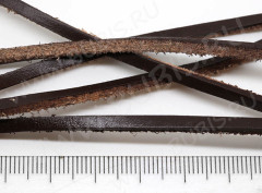 Шнур кожаный 19 полоска односторонний 3*2мм тёмно-коричневый (1м)