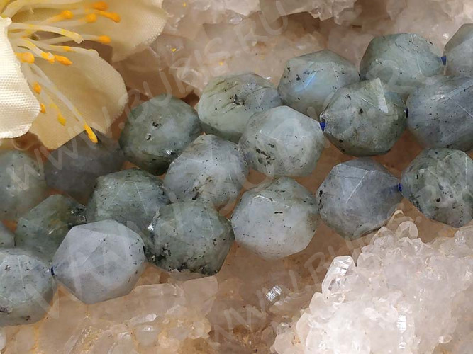 Бусина каменная Многогранник 06 10*9*9мм Лабрадорит светлый натуральный (камни)