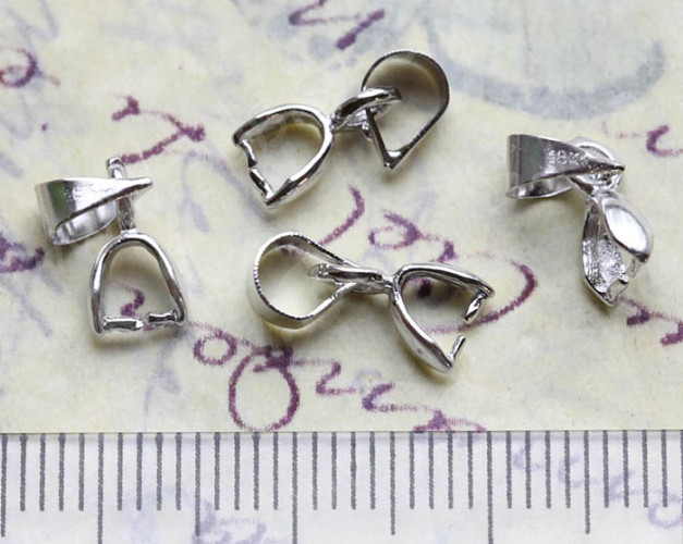 Держатель кулона 012 гладкий с пробой 18KGP 13*5*2,5мм цвет платины (Brass)