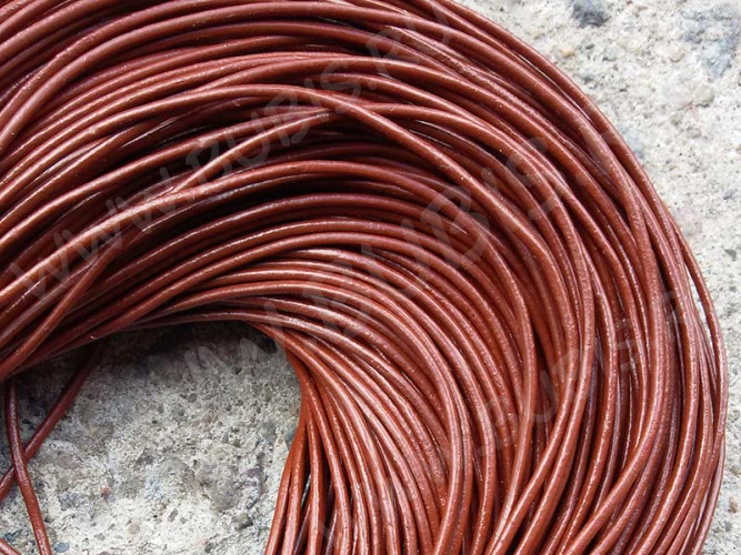 Шнур кожаный 02 натур.кожа круглый 1,5мм коричнево-красный (1м)