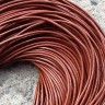 Купить Шнур кожаный 02 натур.кожа круглый 1,5мм коричнево-красный (1м) с доставкой по России