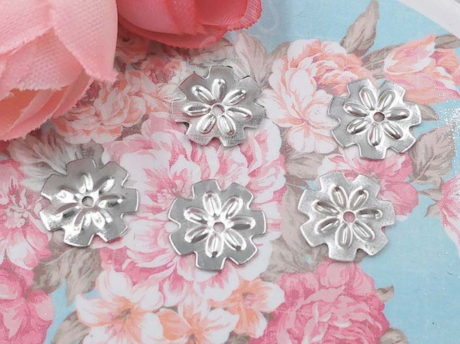 Декоративный элемент 066 Цветочек 10*10*0,4мм серебристый (Iron) (10шт.)
