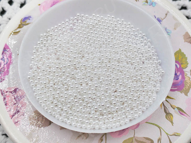 Наполнение для смолы и бутылочек 097 шарики без отверстий 2мм  жемчужные белые (декор) (100шт.)