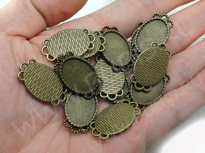 282 Коннектор-сеттинг на 3 нити Овал (сеттинг 18*13мм) 25,5*15*2,3мм античная бронза (литьё)