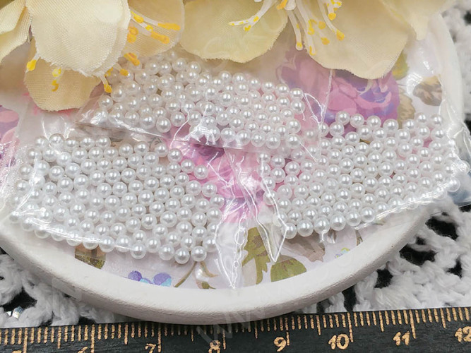 Наполнение для смолы и бутылочек 098 шарики без отверстий 2,5мм  жемчужные белые (декор) (100шт)