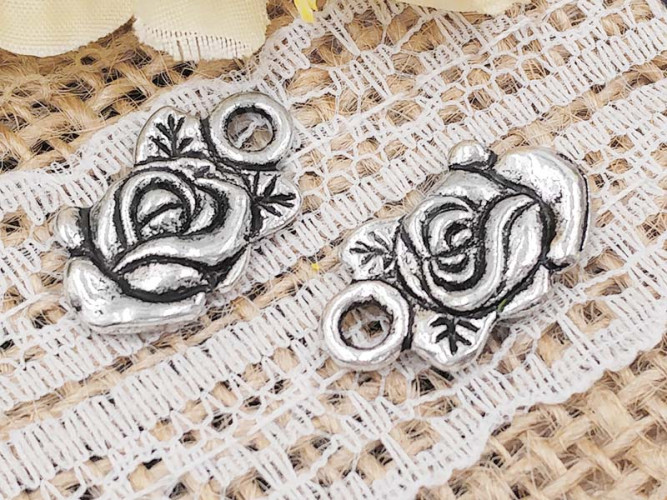 Подвеска Цветочек 09 двусторонняя Роза плоская 18*11*2мм античное серебро (литьё)