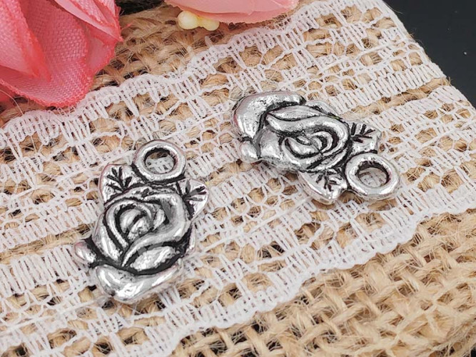 Подвеска Цветочек 09 двусторонняя Роза плоская 18*11*2мм античное серебро (литьё)