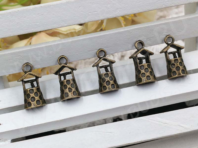 Подвеска Домик 04 3D Колодец 17*8,5*7,5мм античная бронза (литьё)