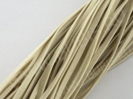 Велюровый шнур 01 плоский 3*1мм бежевый (1м)