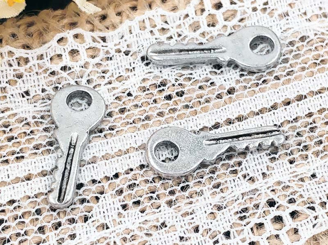 (СКИДКИ!!!) Подвеска Ключик 08 3D 18,5*7*1,2мм античное серебро (литьё) (10шт.)