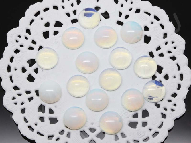 Кабошон каменный 057 Круг 10*10*5мм Лунный камень синт. (Опалит) (камни)