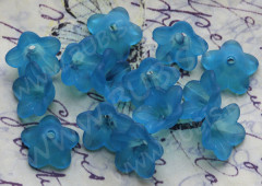 Бусина акрил Цветочек 03 матовый чашечка 12,5*12,5*6,2мм т.голубо-бирюзовый полупрозрачный (акрил) (10шт.)