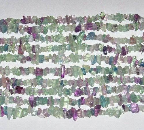 Крошка (галтовка) каменная 046 5-9мм Флюорит натуральный (камни) (нить прим.45см)