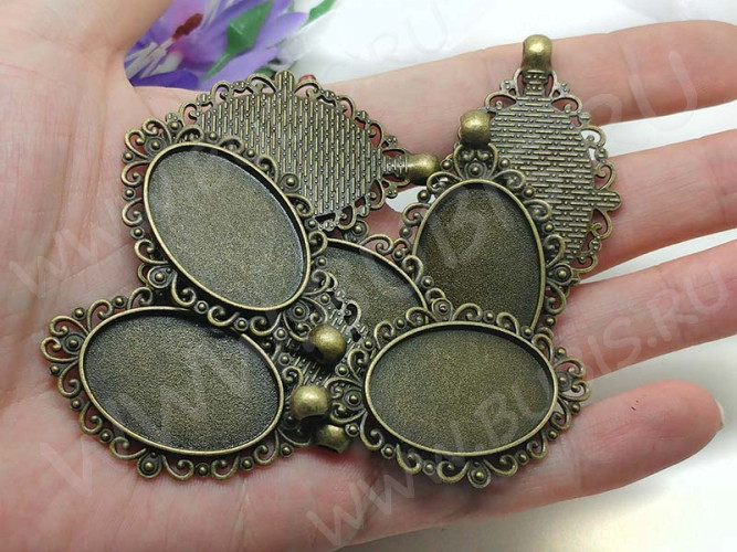 Подвеска-сеттинг Овал 52 (сеттинг 30*20мм) 49*30,5*2,4мм античная бронза (литьё)