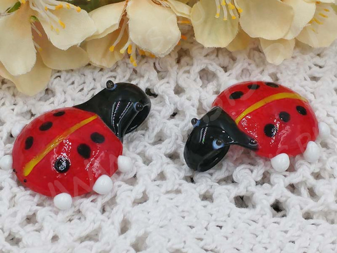 Кулон Божья коровка большая 40*37*12мм красная полупрозрачная (Lampwork)