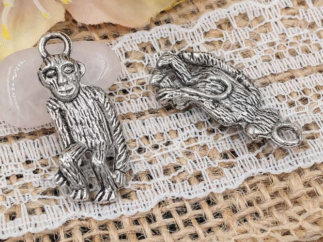 Подвеска Обезьяна 01 3D 24,5*10,5*3,5мм античное серебро (литьё)