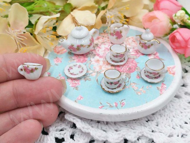 Фарфоровый сервизик 05 коробочка 64*35*16мм бело-розово-зелёный (керамика)